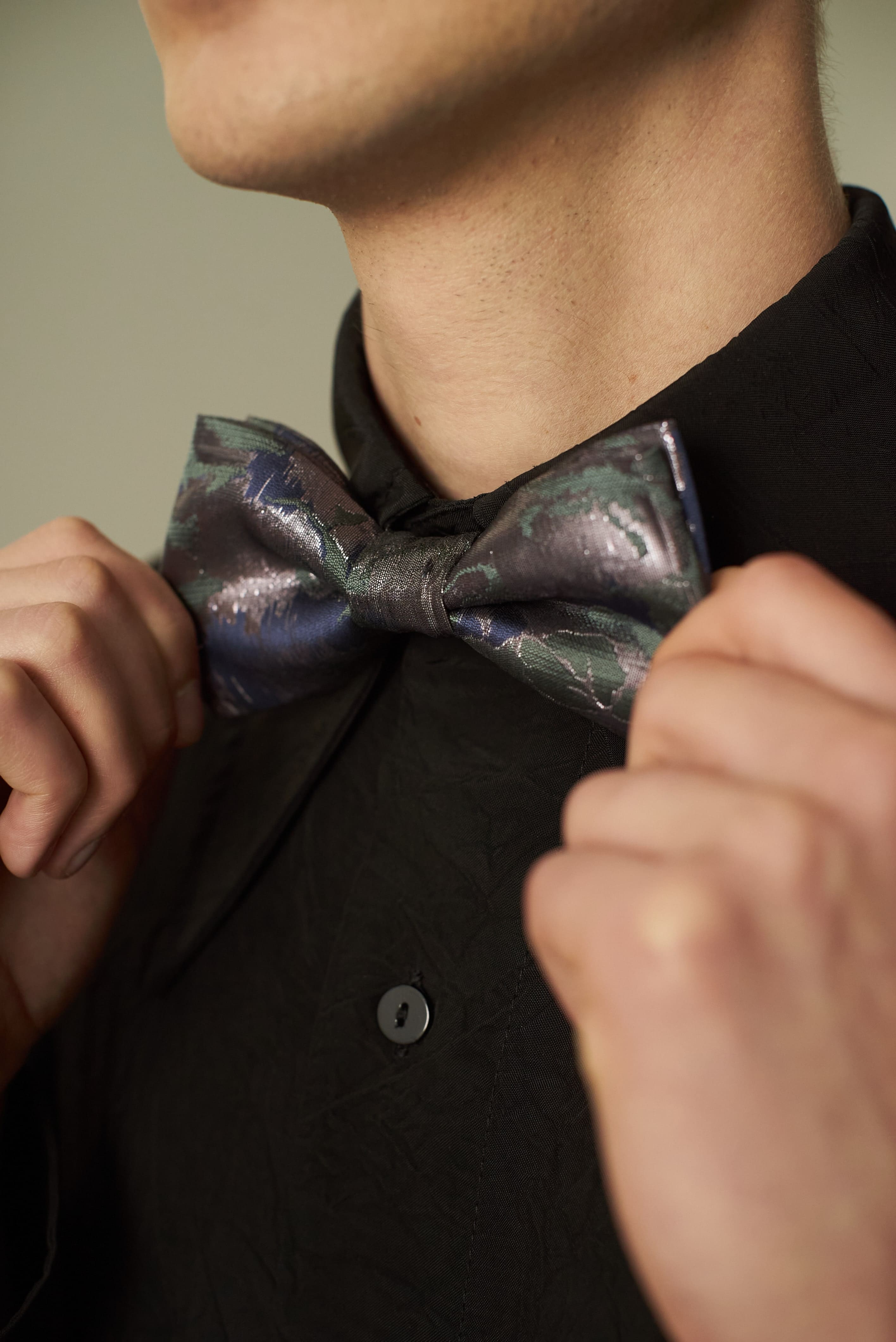 DARCY bow tie